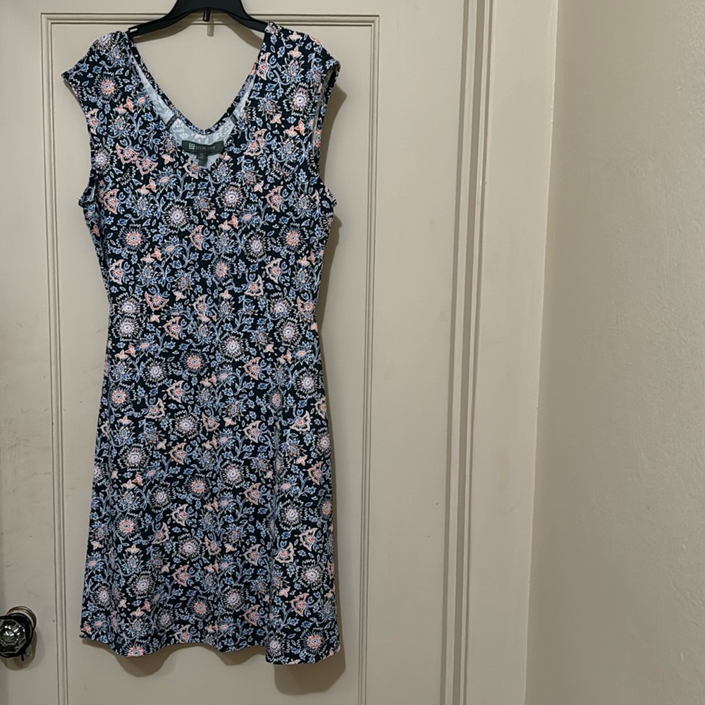 Title Nine “Double Dare Dress” NWT, size small. Wrinkle free, flattering fabric.